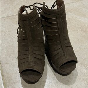 Elegant Women's Strappy Heels in Dark Brown